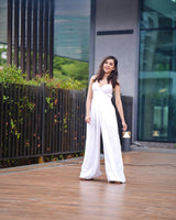 WIT PAILLETJIE-KORSETJUMSUIT MET SAK