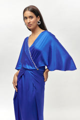 BLOU SATYN VERSIERDE GEDRAAPTE KIMINO-MOUROK