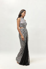 SWART EN WIT PAILLETJIE HALTERNEK UITSNYDE ROKKIE