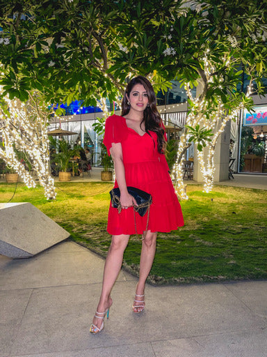 Rooi Skouer-Toebind Korsetrok