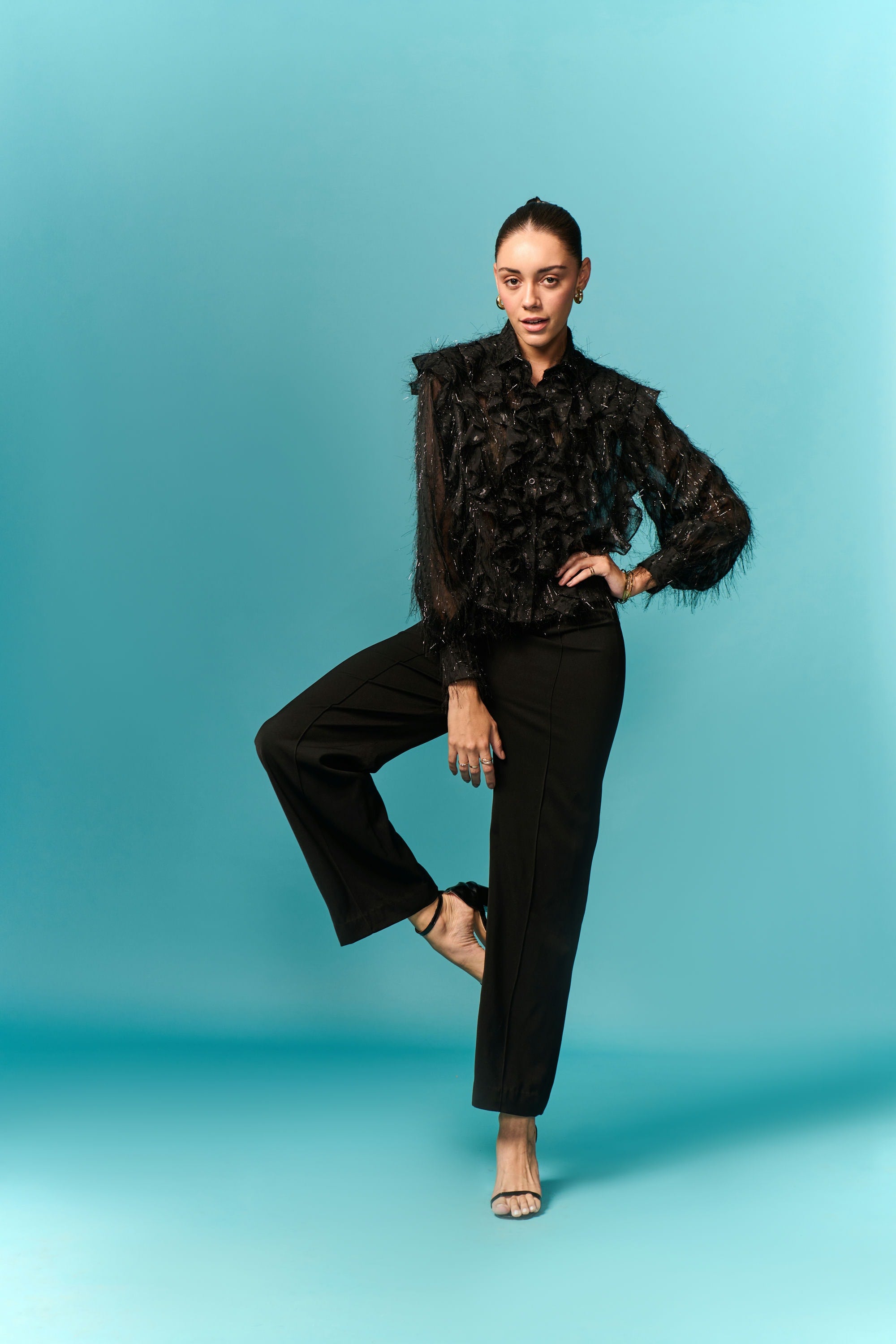 Swart pels hemp met ruches