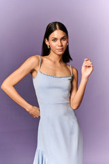 LIGBLOU ASIMETRIESE SOOM MET RUFFLE LANG ROK