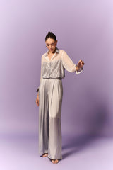 WIT SILWER GEPLOIDE STOF ORGANZA HEMD MET GEPLOIDE BROEK