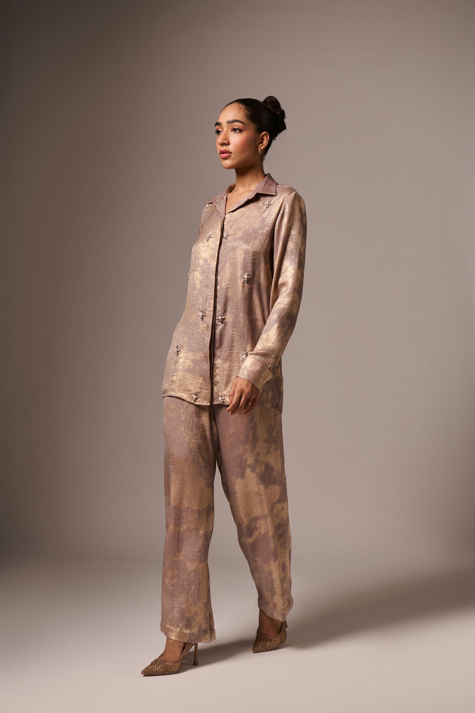 GOUDFOELIE GEDRUKTE VERSIERDE KOORDSET