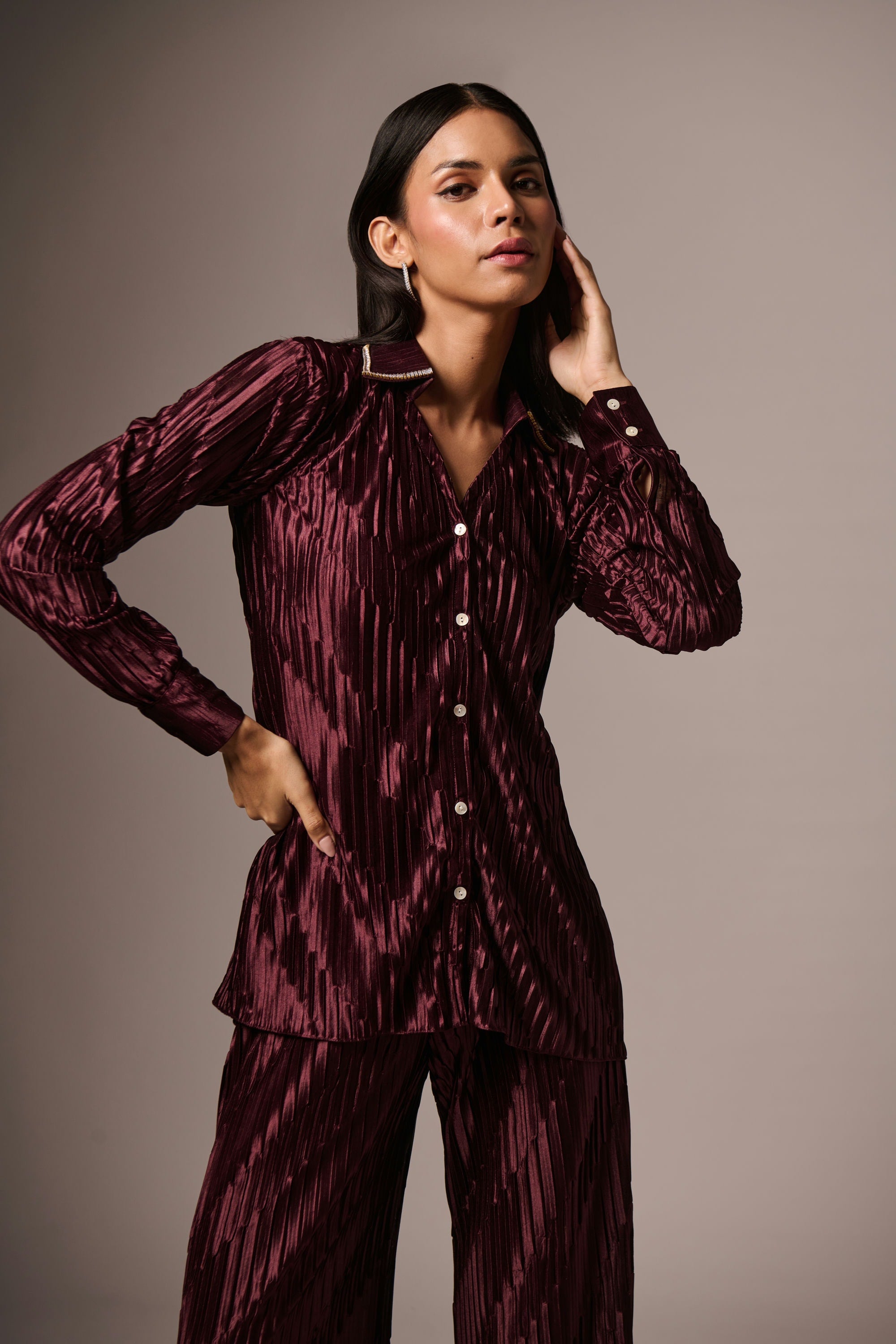 WYNGEPLOOIDE VERSIERDE KOORDSET