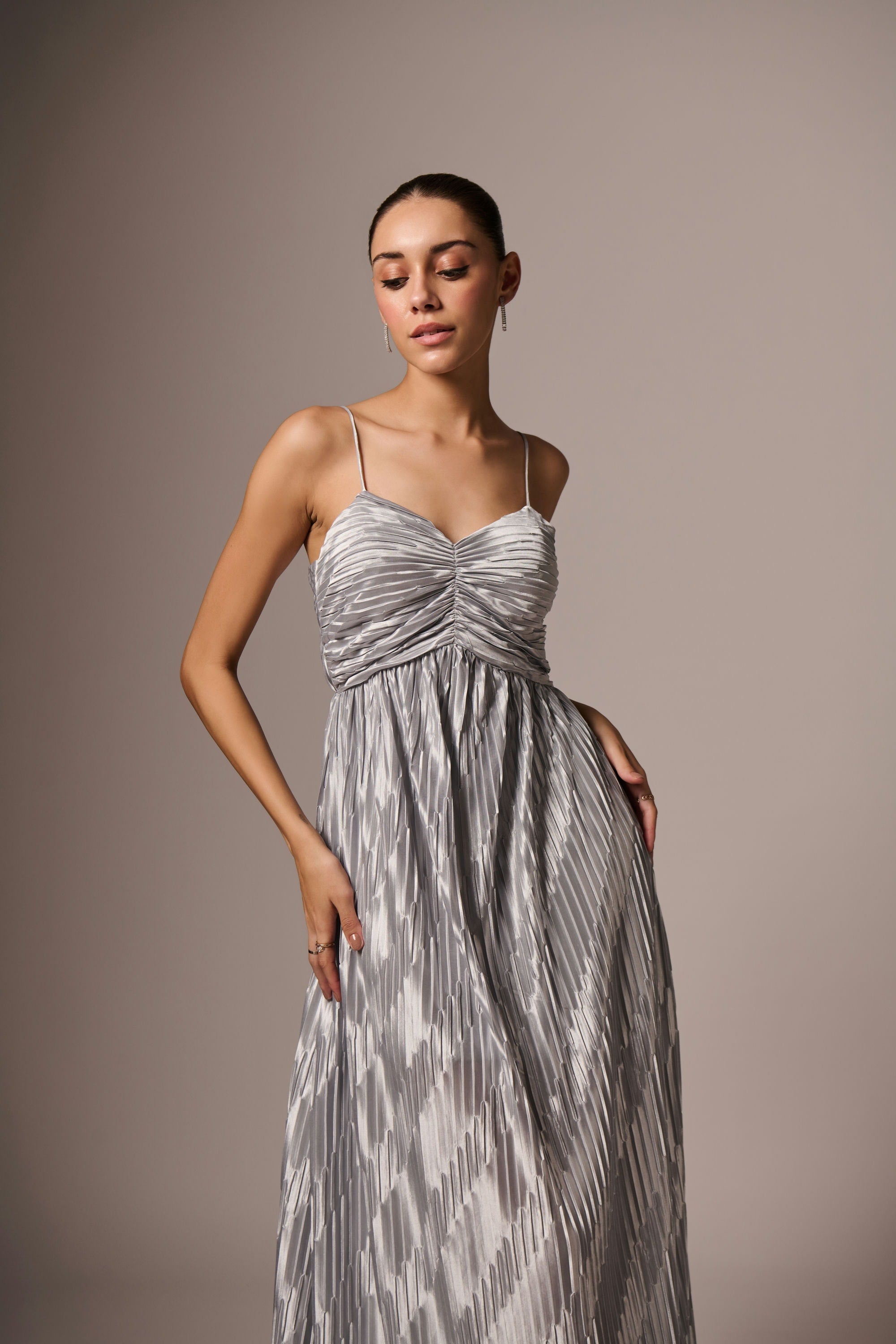 SILWER GEPLOOIDE LANG ROK