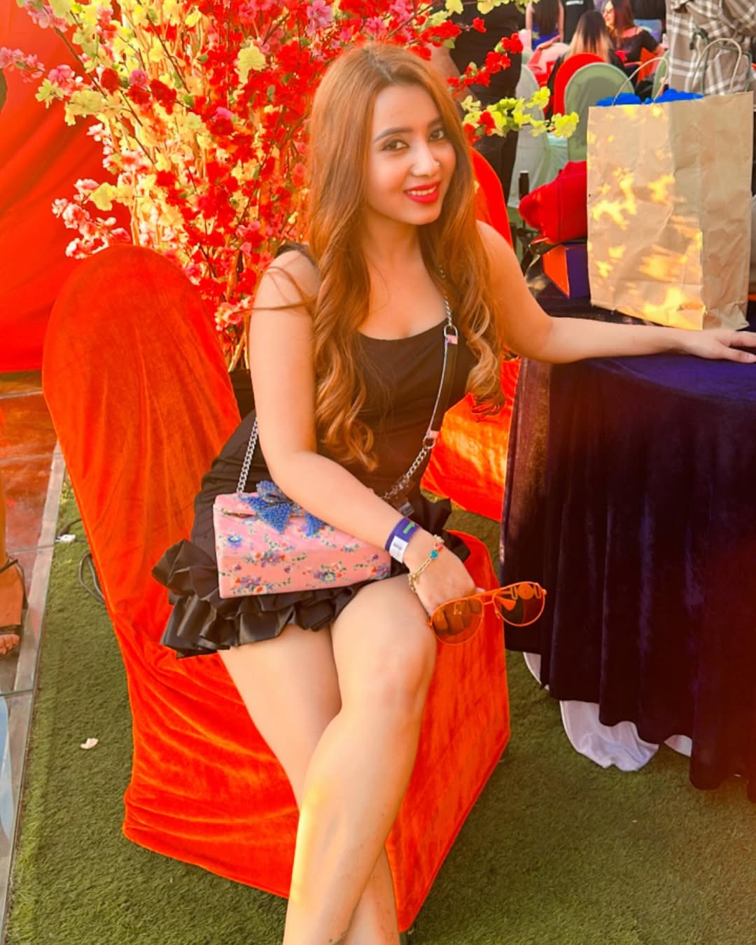 Swart Zuric Satynrok