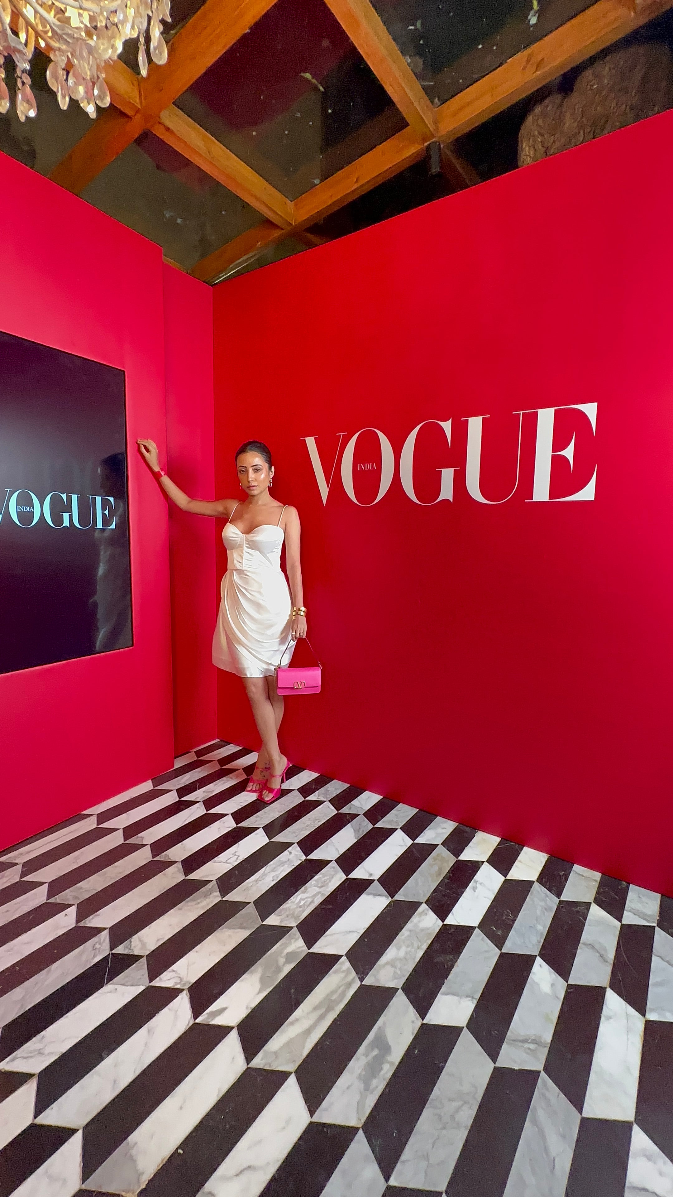 White Sleeveless Corset Dress