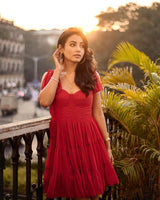 Rooi Skouer-Toebind Korsetrok