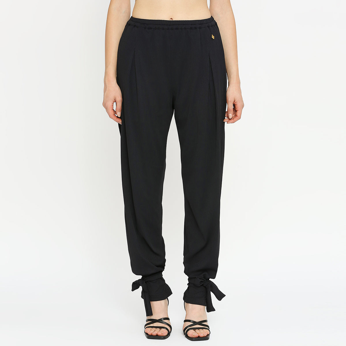 Swart Geribbelde Koördinaatstel