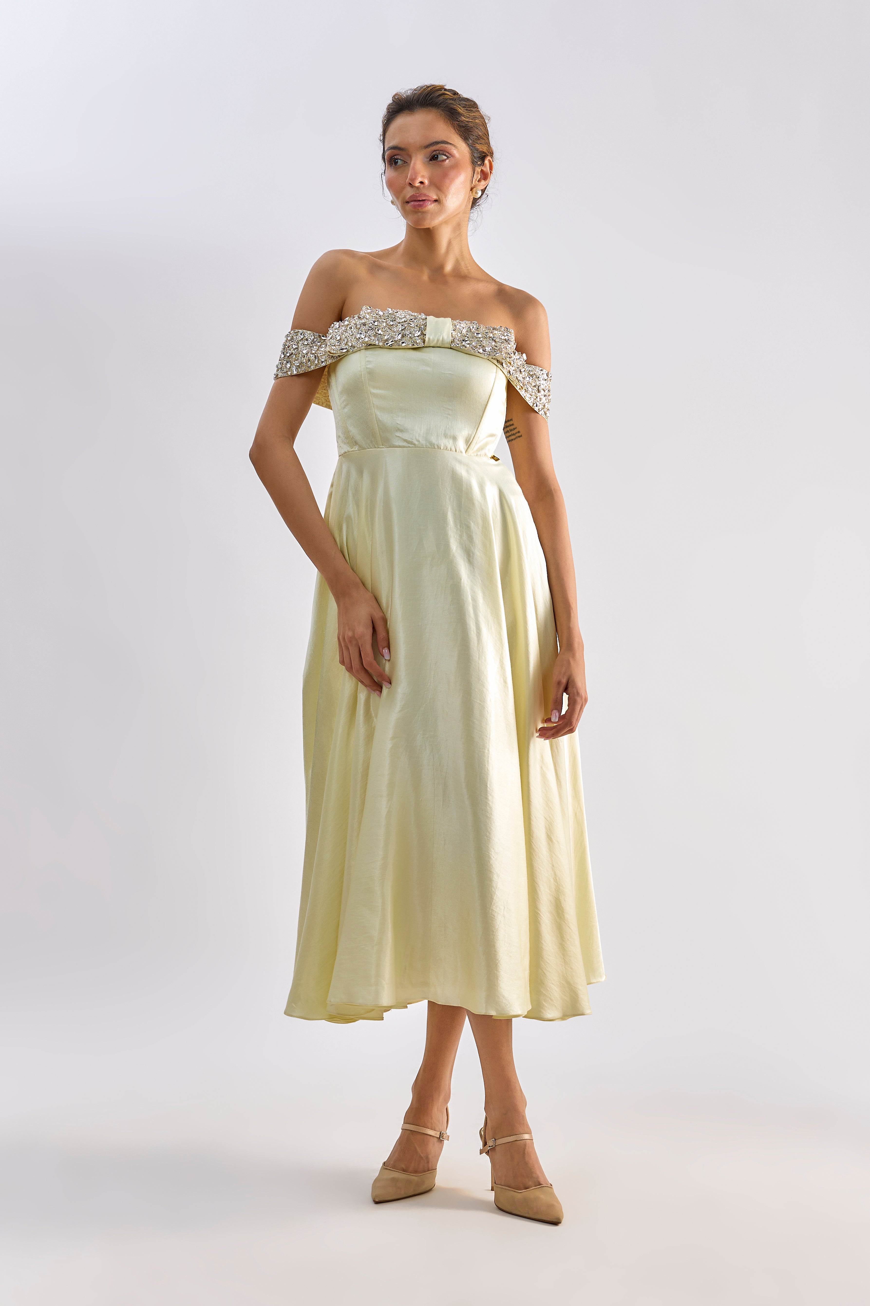 Yellow embellished bow flayered dress