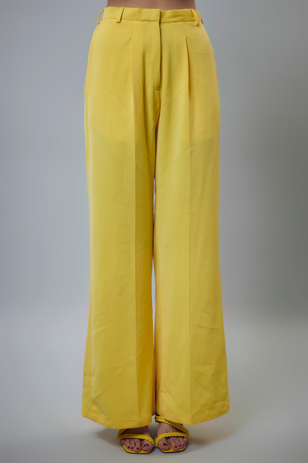 YELLOW EMBELLISHED BLAZER SET
