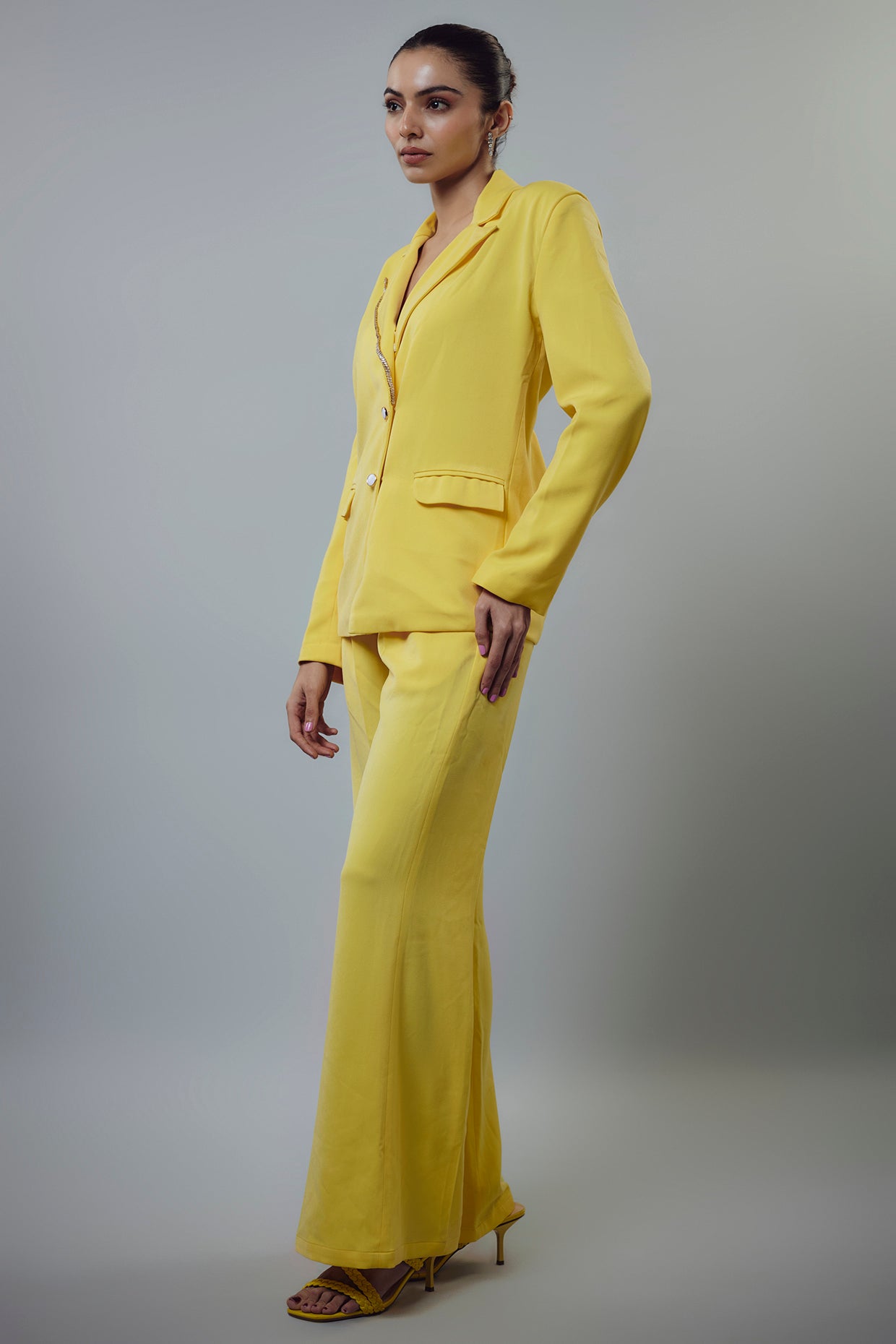 YELLOW EMBELLISHED BLAZER SET