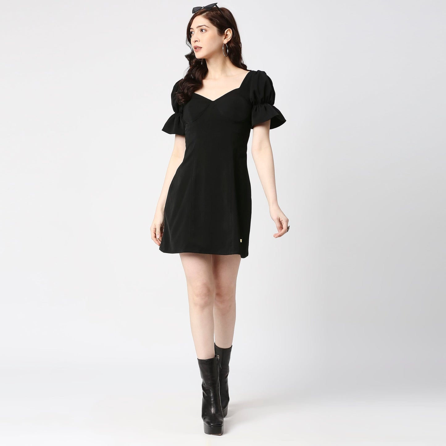 BLACK PUFF SLEEVE DRESS