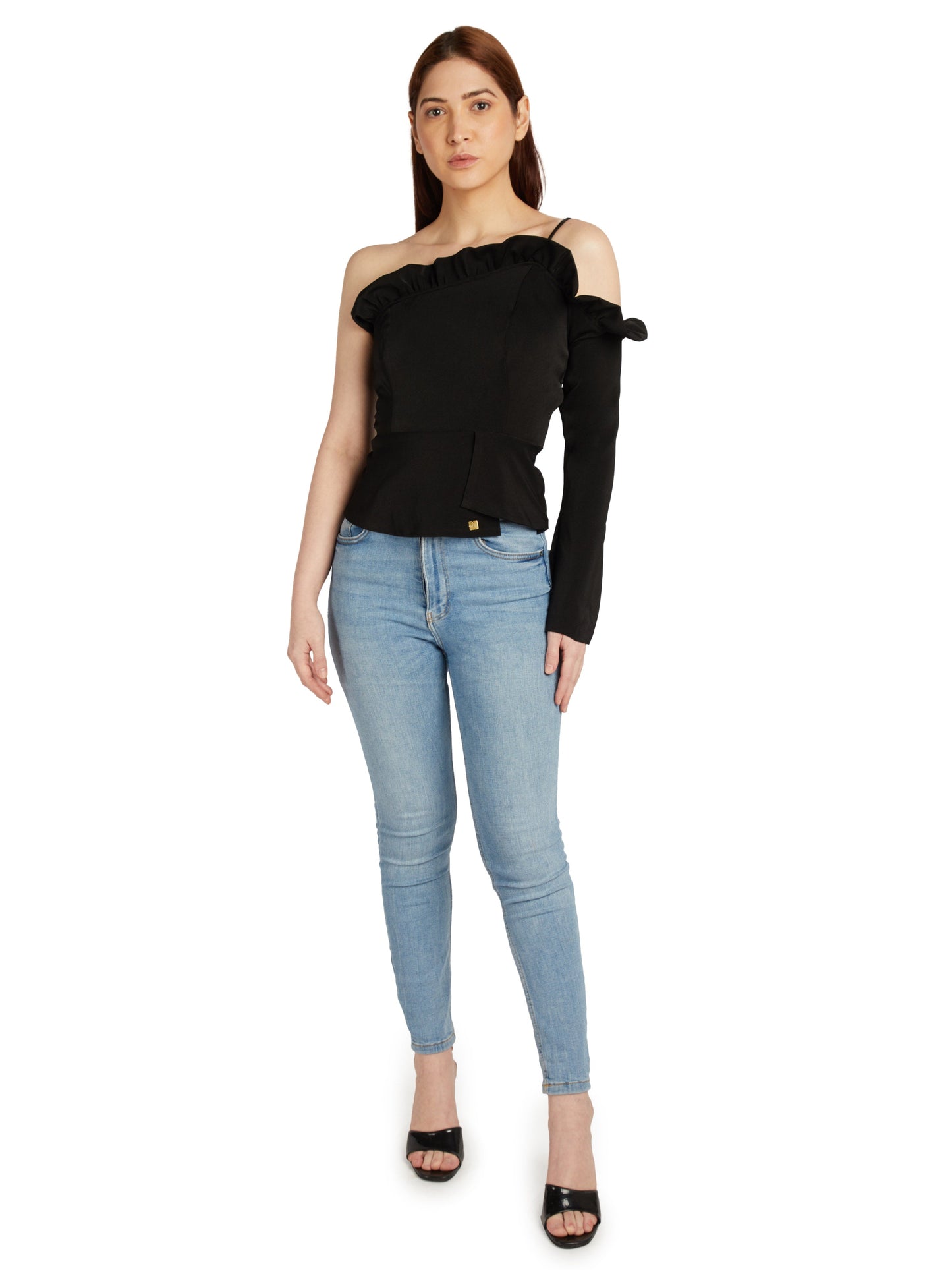 ONE SLEEVE COLD SHOULDER TOP WITH RUFFLE DETAIL ON NECK